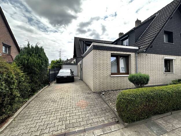 Doppelhaushälfte zum Kauf 450.000 € 6 Zimmer 197 m² 506 m² Grundstück Karnap Essen 45329