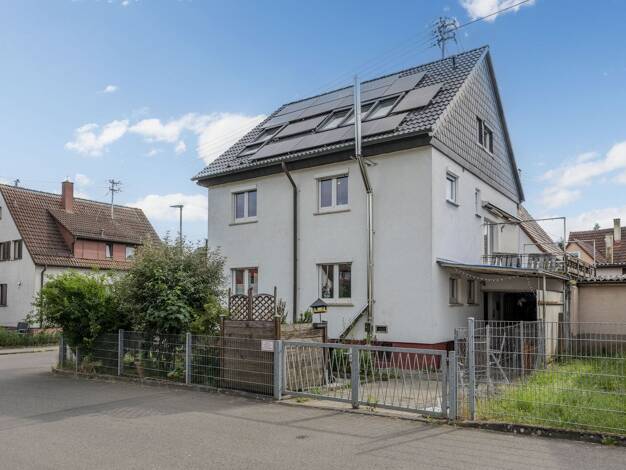 Mehrfamilienhaus zum Kauf 630.000 € 7 Zimmer 160 m² 231 m² Grundstück Oßweil Ludwigsburg 71640