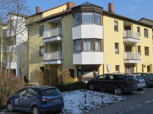 Wohnung zur Miete 620 € 2 Zimmer 62 m² Geschoss 1/3 frei ab 01.09.2026 Weinbergerstraße 45 Neumarkt Neumarkt in der Oberpfalz 92318