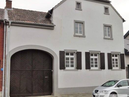 Reihenmittelhaus zum Kauf 519.000 € 7 Zimmer 194 m² 1.639 m² Grundstück Dürboslar Aldenhoven 52457