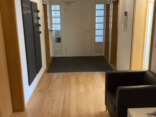 Bürofläche zur Miete 1.370 € 5 Zimmer 118 m² Bürofläche Friedrichshafen 88045