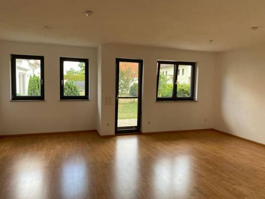 Terrassenwohnung zur Miete 1.050 € 3 Zimmer 96 m² Geschoss EG/1 frei ab 01.09.2026 Baldingen Nördlingen 86720