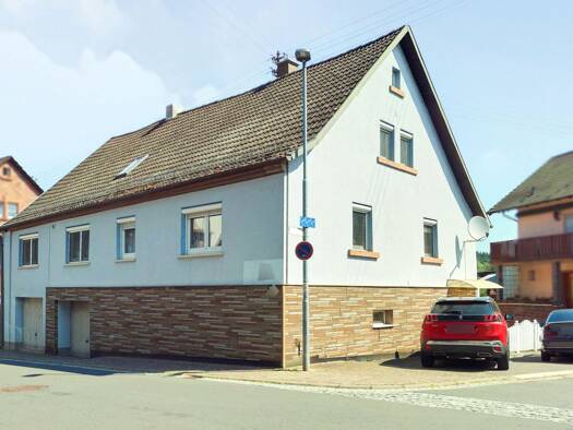 Einfamilienhaus zum Kauf 285.000 € 9 Zimmer 196,7 m² 461 m² Grundstück Rauenberg Freudenberg 97896