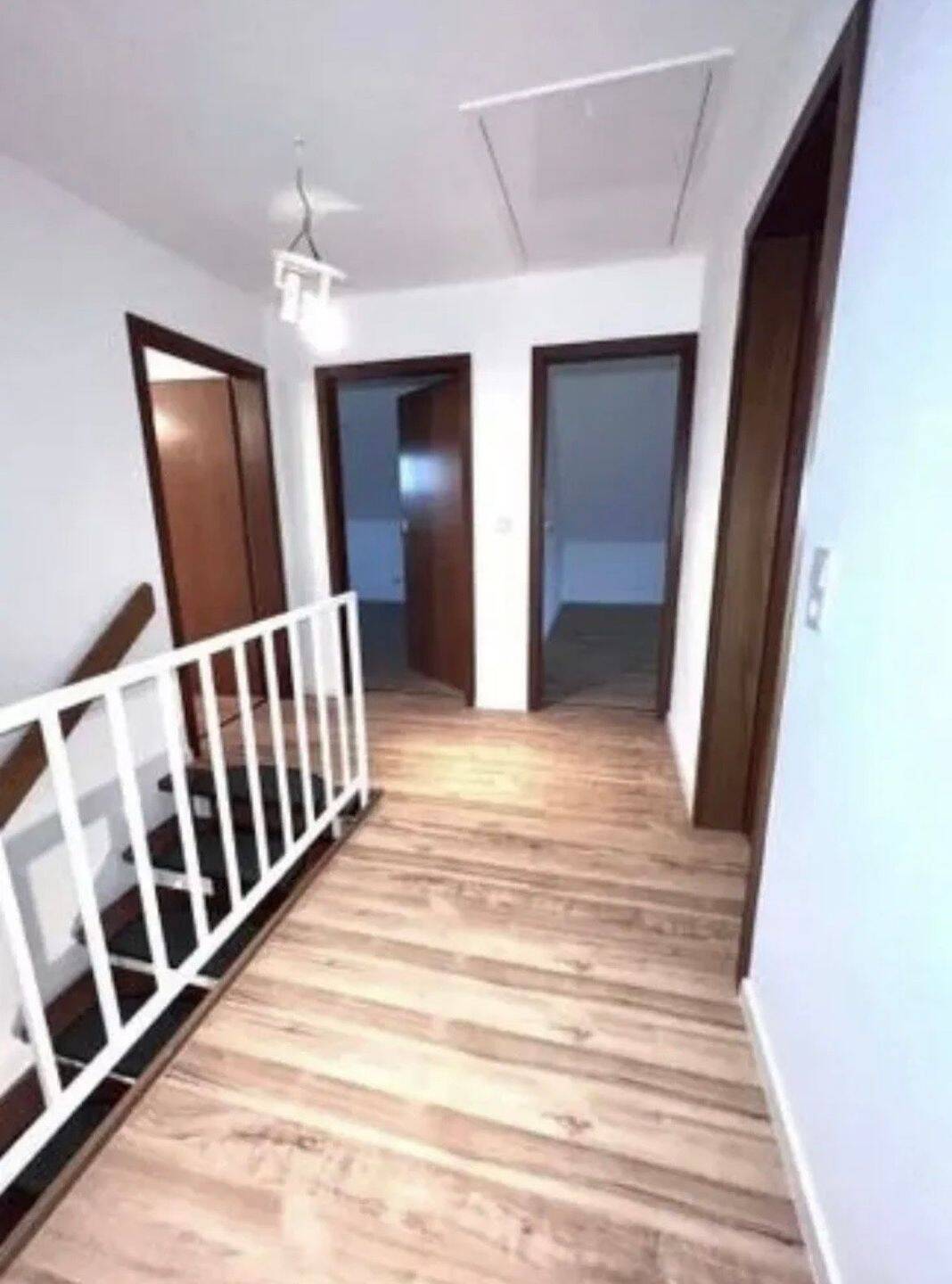 Einfamilienhaus zur Miete – pohled 5