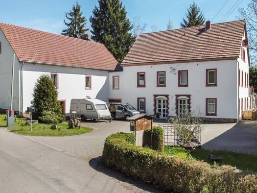 Mehrfamilienhaus zum Kauf 749.900 € 8 Zimmer 180 m² 9.725 m² Grundstück Gebersbach Waldheim 04736