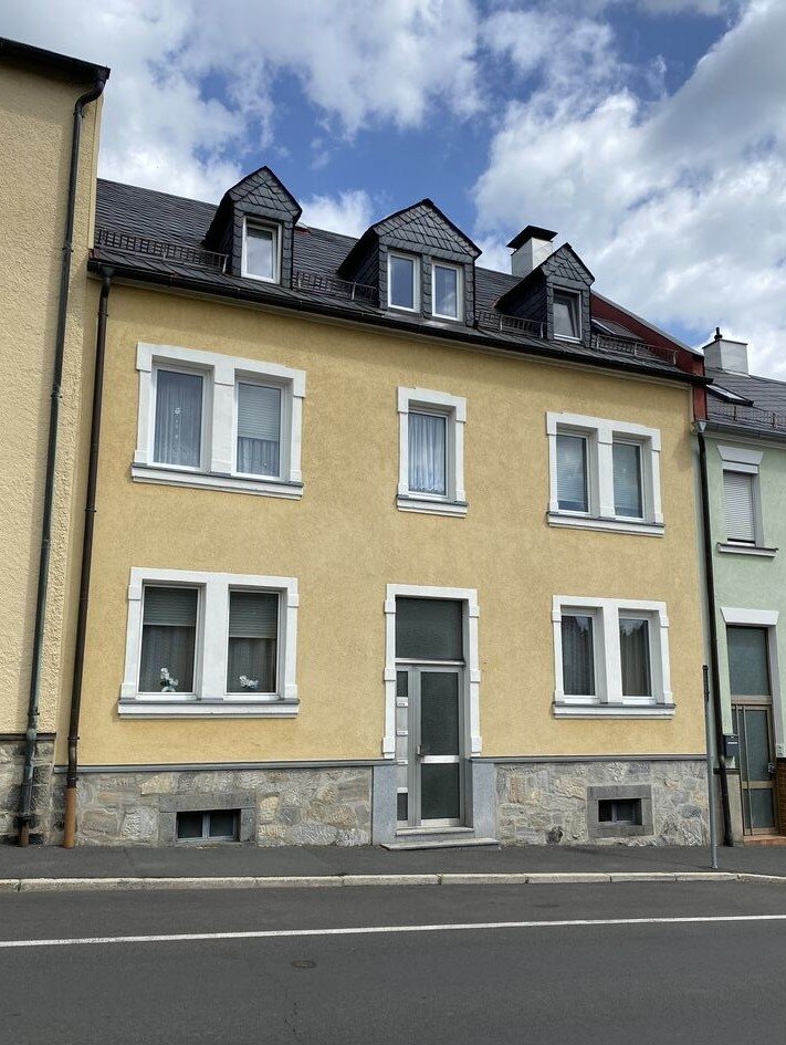 Mehrfamilienhaus zum Kauf 172.500 € 9 Zimmer 173 m²<br/>Wohnfläche 210 m²<br/>Grundstück Marktredwitz Marktredwitz 95615