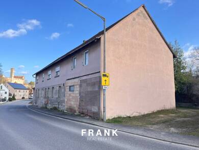 Mehrfamilienhaus zum Kauf 390.000 € 1.459 m² Grundstück Windsbacher Straße 23 Abenberg Abenberg 91183