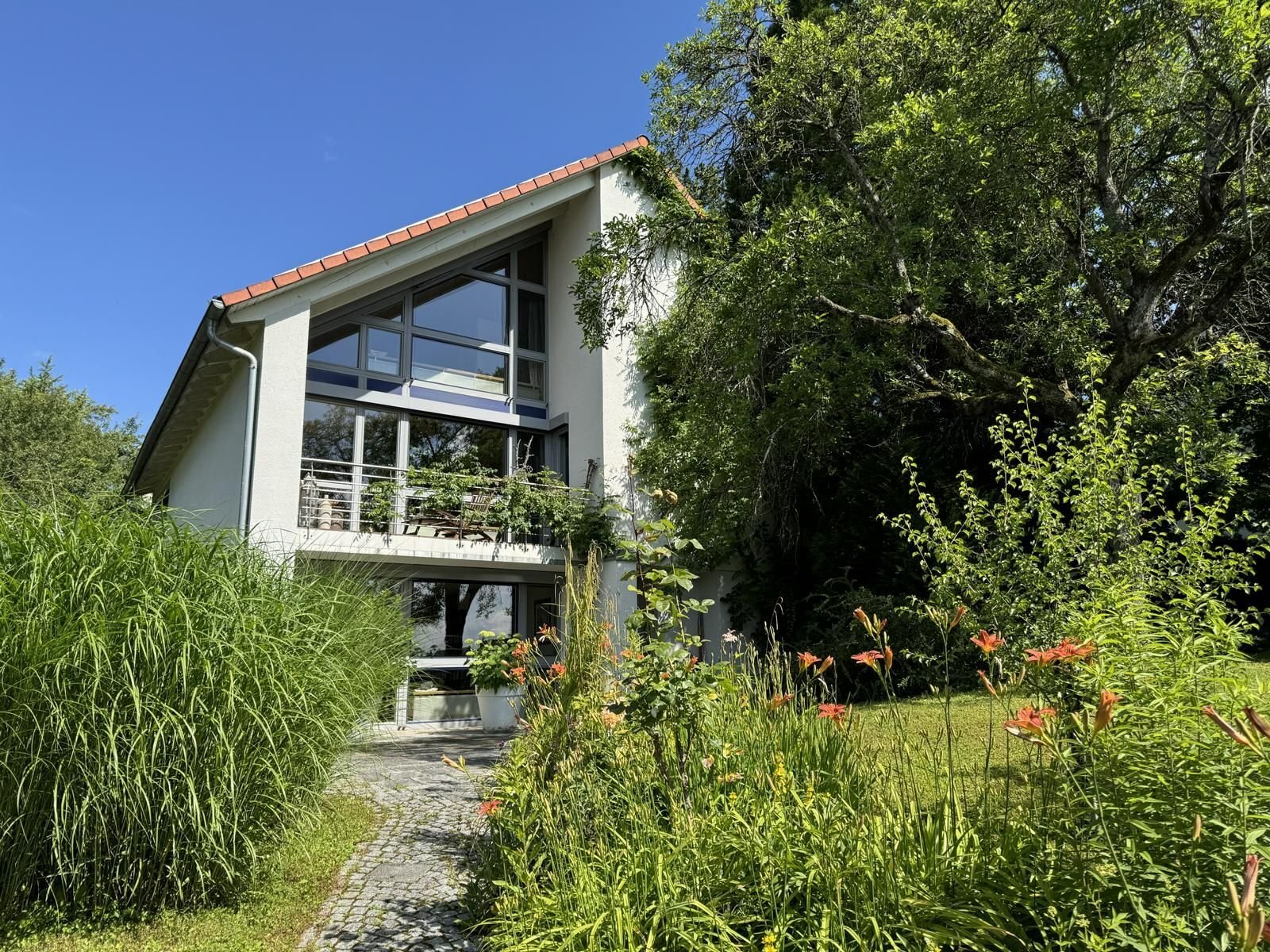 Einfamilienhaus zum Kauf 1.250.000 € 6 Zimmer 261 m²<br/>Wohnfläche 1.270 m²<br/>Grundstück Schorndorf - Innenstadt Schorndorf 73614