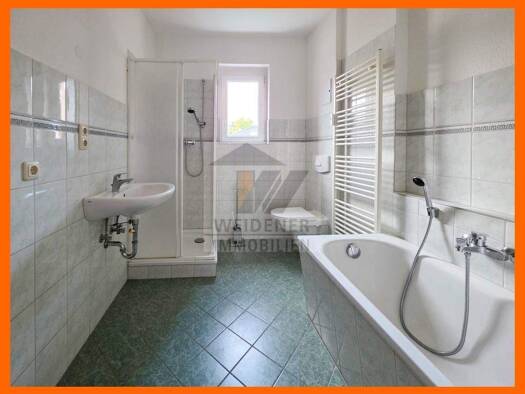 Wohnung zur Miete 390 € 2 Zimmer 65,1 m² 1. Geschoss frei ab sofort Helene-Fleischer-Straße 8 Innenstadt Gera 07545