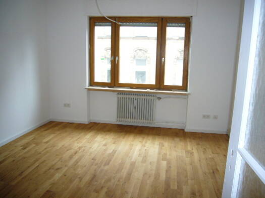 Wohnung zur Miete 690 € 2 Zimmer 60 m² Geschoss 3/4 frei ab sofort Fürther Straße 38 Rosenau Nürnberg 90429