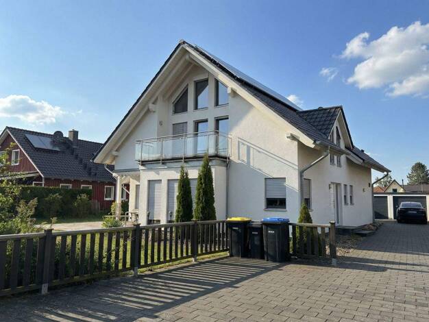 Einfamilienhaus zum Kauf 6 Zimmer 197 m² 930 m² Grundstück frei ab sofort Rechlin Rechlin 17248