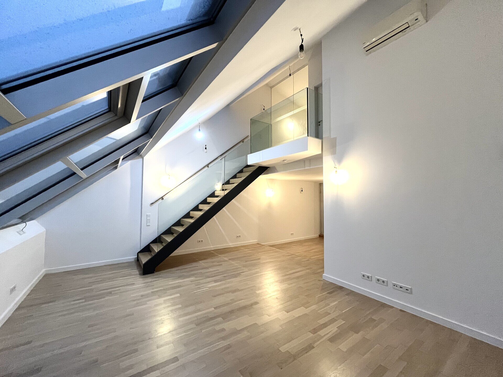 Wohnung zur Miete 1.403 € 2 Zimmer 94,2 m²<br/>Wohnfläche Wien 1080