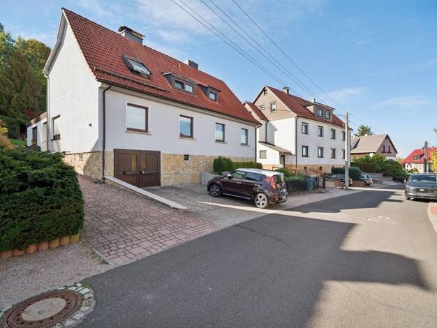Doppelhaushälfte zum Kauf provisionsfrei 170.000 € 4 Zimmer 84,1 m² 479 m² Grundstück Ilmenau Ilmenau 98693