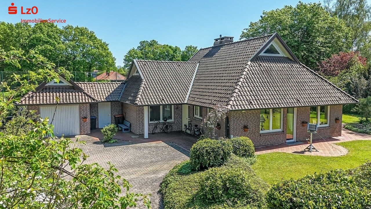 Einfamilienhaus zum Kauf 419.000 € 3 Zimmer 175,6 m²<br/>Wohnfläche 1.925 m²<br/>Grundstück ab sofort<br/>Verfügbarkeit Neuenburg Zetel 26340