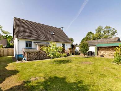 Haus zum Kauf 339.000 € 5,5 Zimmer 120 m² 852 m² Grundstück Neuberend 24879