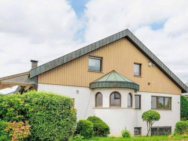 Mehrfamilienhaus zum Kauf provisionsfrei 785.000 € 10 Zimmer 320 m² 538 m² Grundstück Gustav-Werner-Straße 10 Bönnigheim 74357