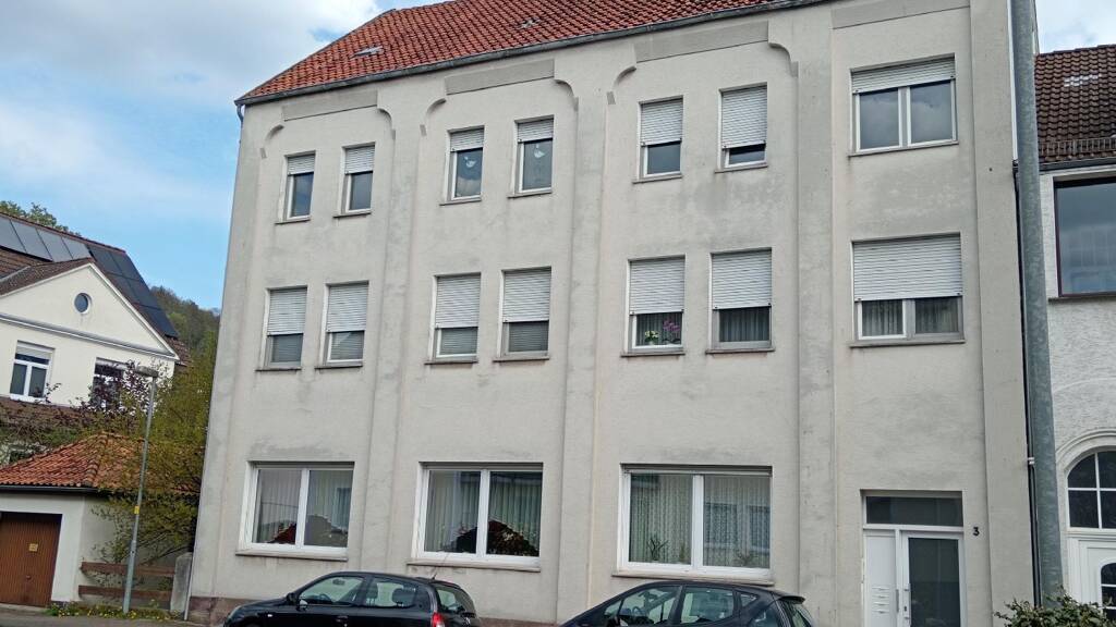 Mehrfamilienhaus zum Kauf als Kapitalanlage geeignet 345.000 € 11 Zimmer 317 m² 387 m² Grundstück Bodenwerder 37619