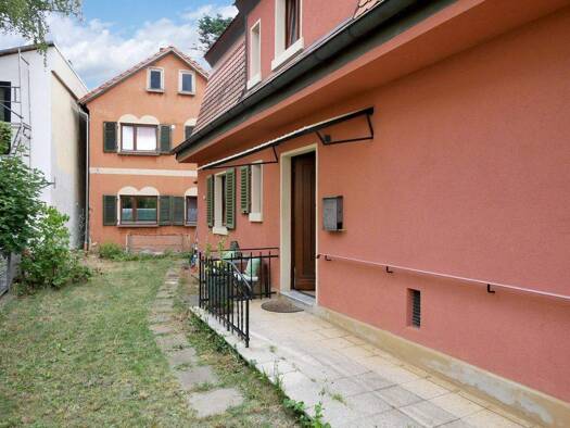 Mehrfamilienhaus zum Kauf 529.000 € 10 Zimmer 270 m² 745 m² Grundstück Hirschaid 96114