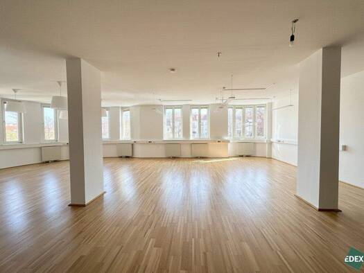 Praxis zur Miete 12,09 € 4 Zimmer Wien 1180