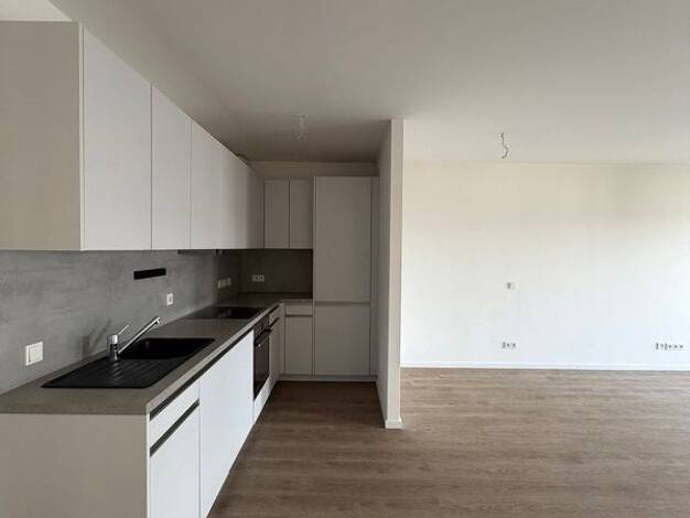 Wohnung zur Miete 1.196 € 3 Zimmer 80,4 m² 4. Geschoss frei ab 10.10.2026 Friedrichstraße Wilsdruffer Vorstadt/Seevorstadt-West Dresden 01067