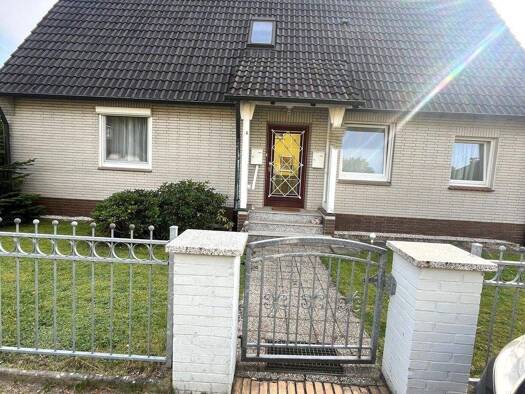 Wohnung zur Miete 825 € 4 Zimmer 92 m² frei ab 01.01.2026 Bierden Achim 28832