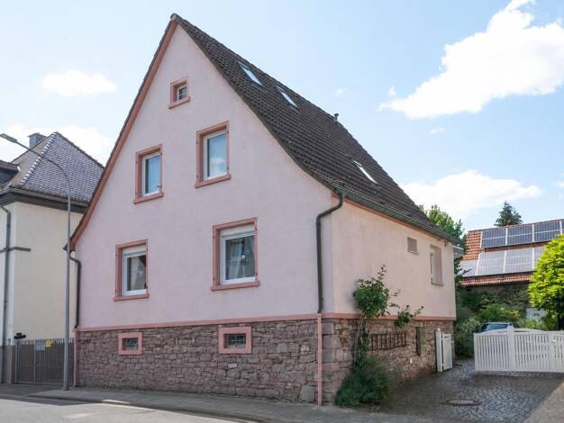 Einfamilienhaus zum Kauf 798.000 € 9 Zimmer 180,8 m² 600 m² Grundstück Urberach Rödermark 63322
