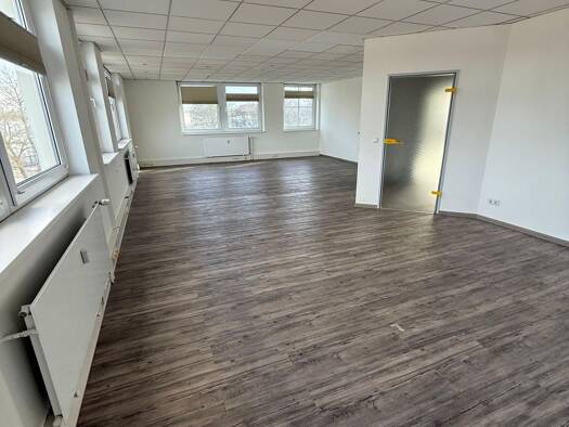 Büro zur Miete provisionsfrei 1.000 € 3 Zimmer 122,4 m² Bürofläche Adolf Hoyer Straße 5 Göttingen 37079