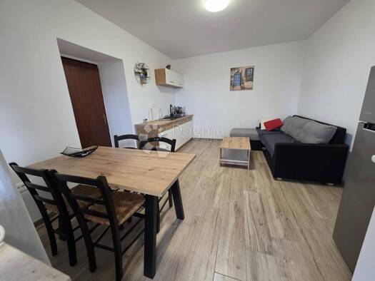 Wohnung zur Miete 800 € 2 Zimmer 50 m² Geschoss EG/2 Oštrobradić, Malinska-Dubašnica Malinska 51511