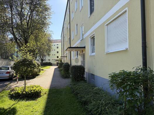 Wohnung zum Kauf 319.000 € 3 Zimmer 67 m² 3. Geschoss Kirchseeon Kirchseeon 85614