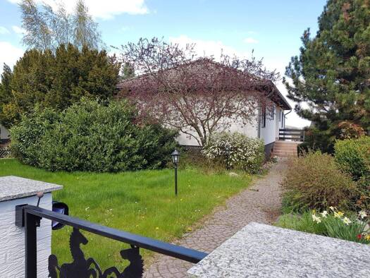 Bungalow zum Kauf provisionsfrei 179.000 € 4 Zimmer 125 m² 1.116 m² Grundstück Duingen 31089