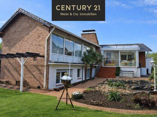 Haus zum Kauf 690.000 € 7 Zimmer 222 m² 1.494 m² Grundstück Brüggen Kerpen 50169