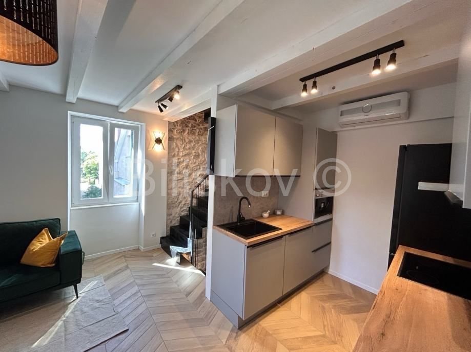 Haus zum Kauf 259.900 € 1 Zimmer 60 m²<br/>Wohnfläche Kastel Stafilic