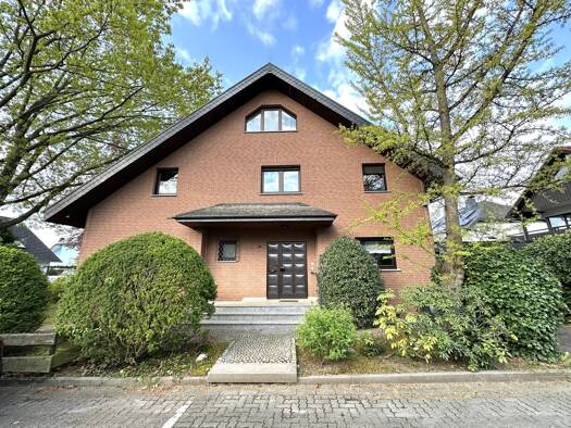 Einfamilienhaus zum Kauf 890.000 € 8 Zimmer 251 m² 480 m² Grundstück frei ab sofort Kriftel 65830