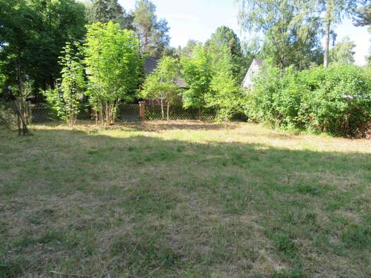Grundstück zum Kauf 399.000 € 611 m² Grundstück frei ab sofort Richard-Wagner-Straße 2 a Groß Glienicke Potsdam 14476