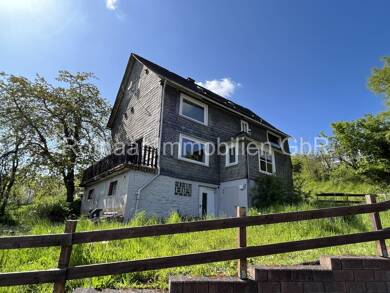Doppelhaushälfte zum Kauf 115.000 € 3 Zimmer 120 m² 945 m² Grundstück Schwarzenau Bad Berleburg 57319