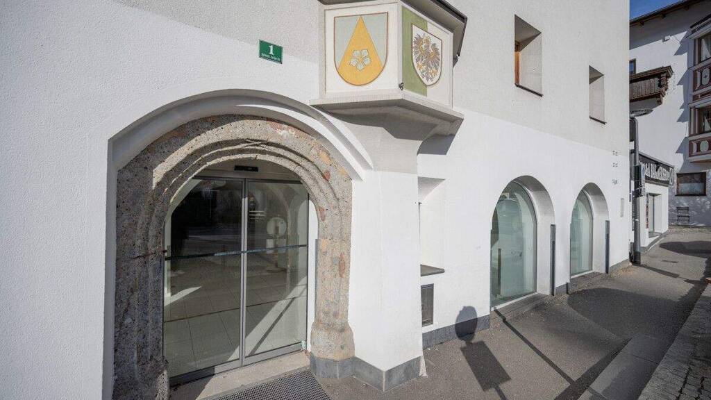 Laden zur Miete 5,87 € 350,8 m² Verkaufsfläche Sylvester-Jordan-Straße 1 Axams 6094