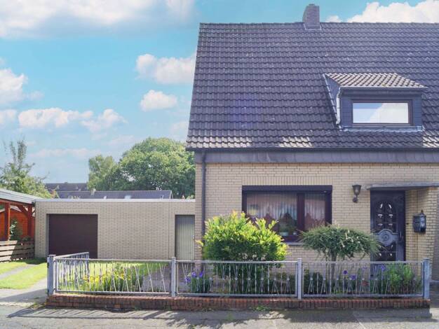 Doppelhaushälfte zum Kauf 199.000 € 3 Zimmer 118,4 m² 438 m² Grundstück Grohn Bremen 28759