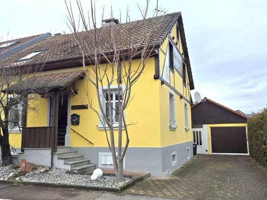 Doppelhaushälfte zum Kauf 398.000 € 6 Zimmer 133 m² 300 m² Grundstück Haltingerstraße 6 Märkt Weil am Rhein 79576