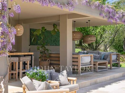 Haus zur Miete auf Zeit 13.500 € 11 Zimmer 391 m² Châteauneuf-Grasse 06740