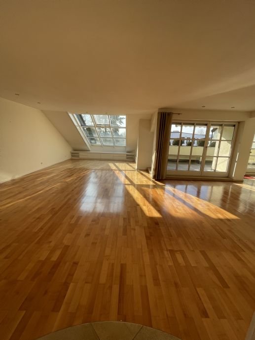 Penthouse zum Kauf 595.000 € 3 Zimmer 140,8 m²<br/>Wohnfläche 2.<br/>Geschoss Gerolfinger Straße Ingolstadt 85049