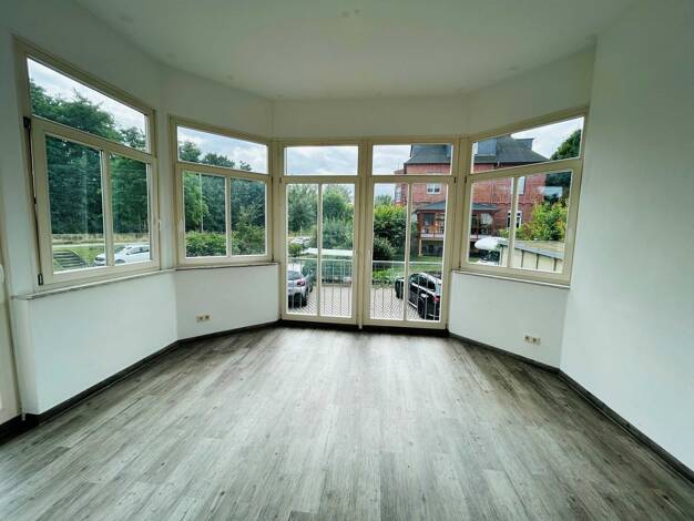 Wohnung zur Miete 1.150 € 5 Zimmer 168 m² frei ab sofort Zentrum Rudolstadt 07407