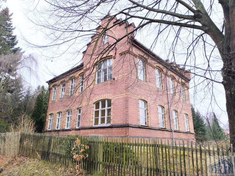 Mehrfamilienhaus zum Kauf 180.000 € 8 Zimmer 248 m²<br/>Wohnfläche 2.565 m²<br/>Grundstück Eichgraben Zittau 02763