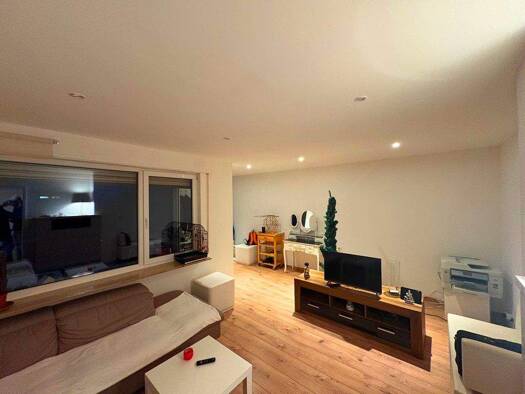 Wohnung zum Kauf 260.000 € 3,5 Zimmer 83,2 m² 1. Geschoss Altbach 73776