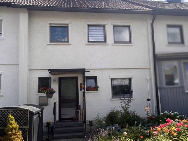 Reihenmittelhaus zum Kauf 278.000 € 4,5 Zimmer 110 m² 256 m² Grundstück Münsingen 72525