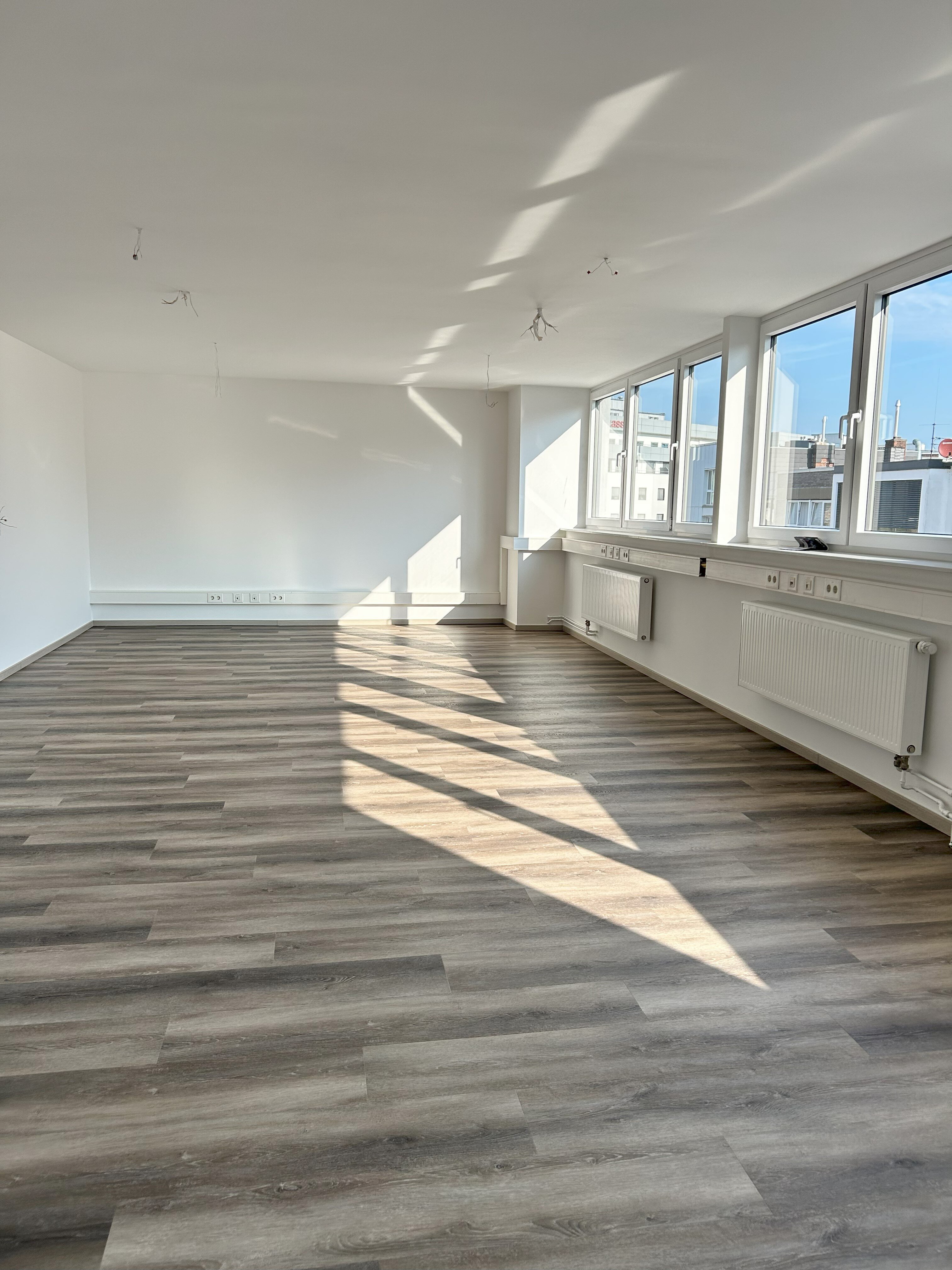 Bürogebäude zur Miete provisionsfrei 14 € 3 Zimmer 15 m²<br/>Bürofläche Frankfurter Str. 18 Mülheim Köln 51063