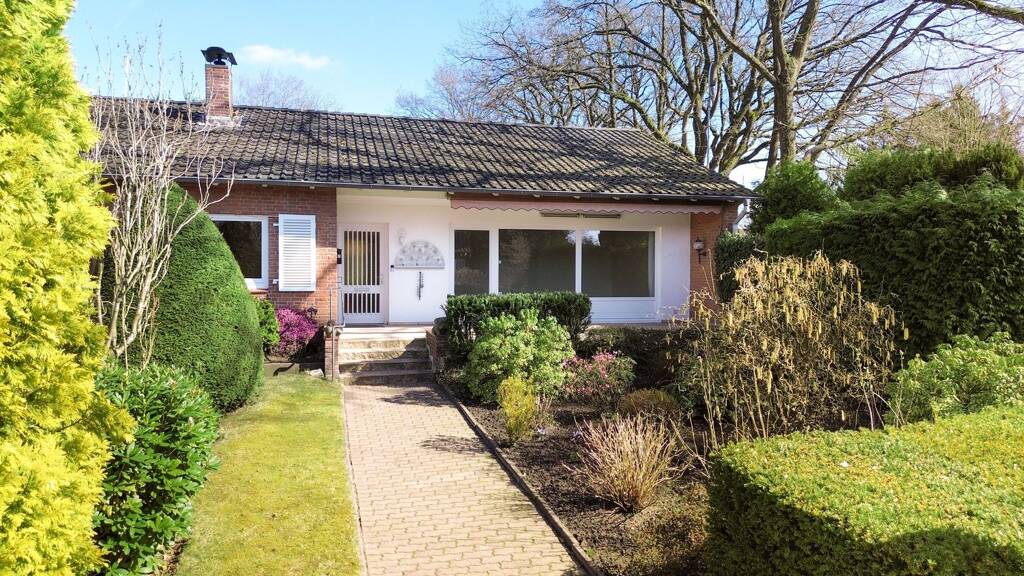 Einfamilienhaus zum Kauf 695.000 € 4 Zimmer 129 m² 915 m² Grundstück Pinneberg 25421