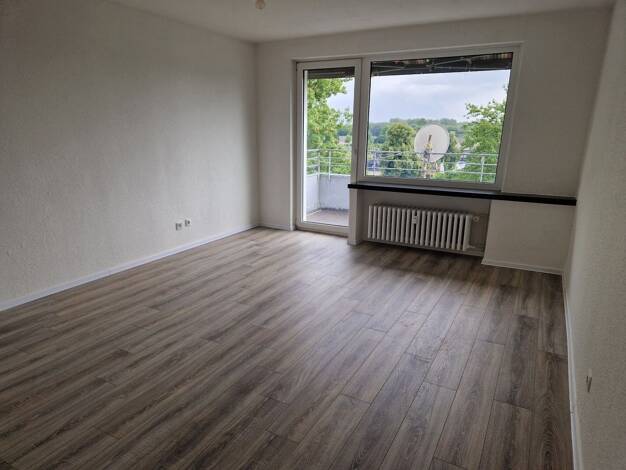 Wohnung zur Miete 500 € 3 Zimmer 76 m² 5. Geschoss Im Eggenkamp 71 Beeck Duisburg 47139