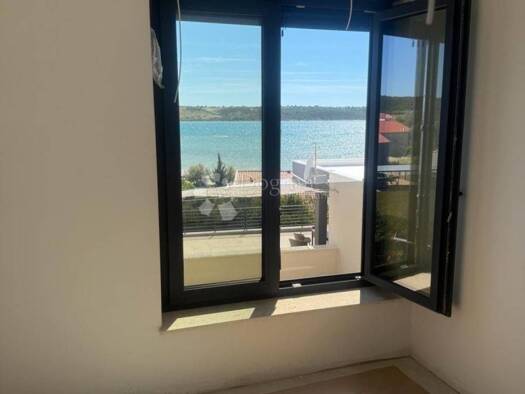 Wohnung zum Kauf 424.840 € 4 Zimmer 98 m² 2. Geschoss Ljubac, Razanac Ražanac