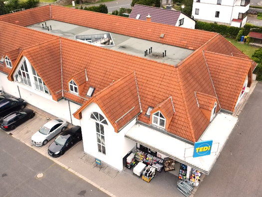 Wohn- und Geschäftshaus zum Kauf als Kapitalanlage geeignet 1.860.000 € 1.494,7 m² 3.668 m² Grundstück Bad Langensalza 99947