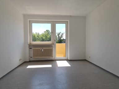 Wohnung zur Miete 740 € 3 Zimmer 65 m² 3. Geschoss frei ab 01.03.2025 Dachsbergstrasse Lauf rechts Lauf an der Pegnitz 91207